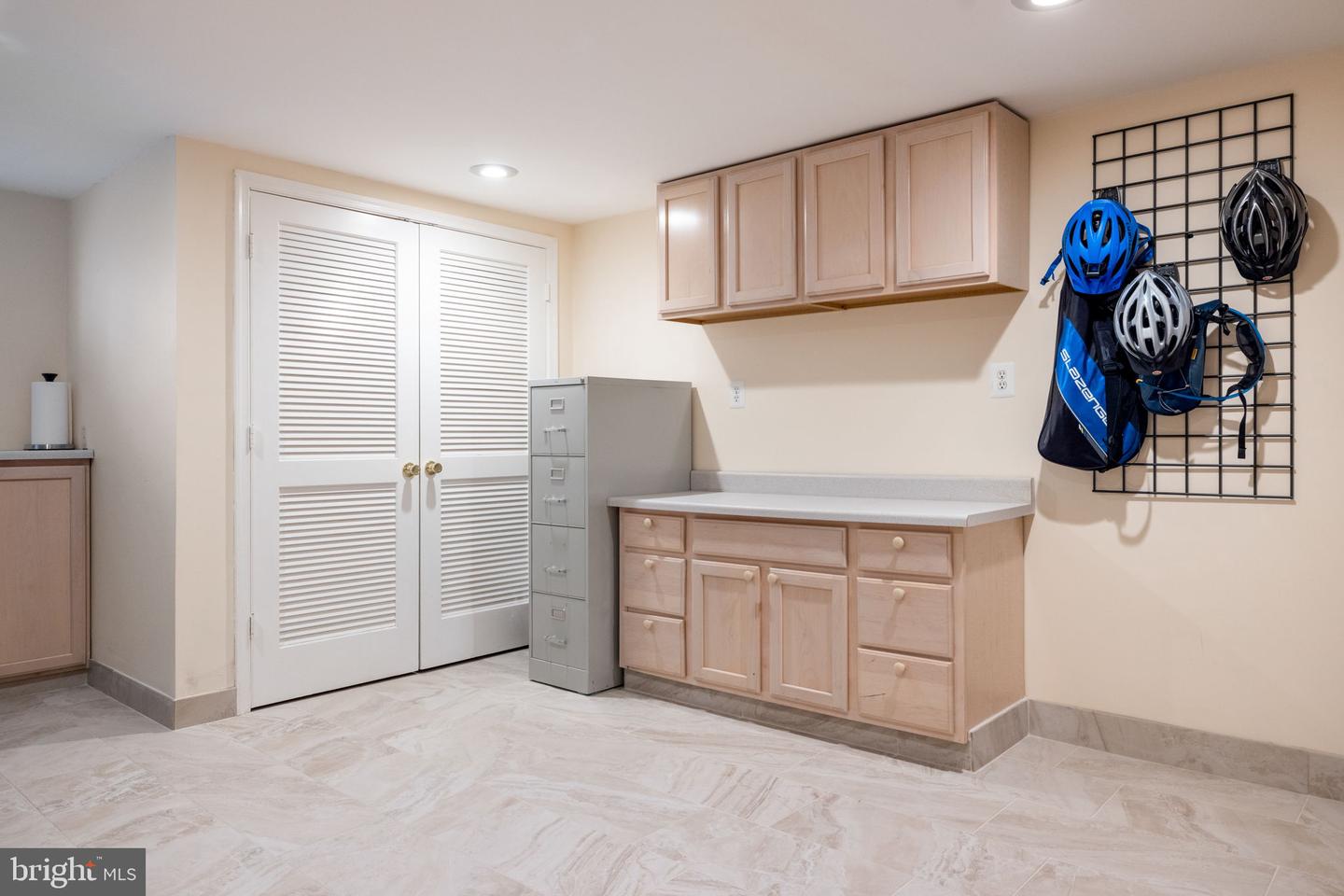 5039 PRESTWICK DR, FAIRFAX, Virginia 22030, 4 Bedrooms Bedrooms, ,3 BathroomsBathrooms,Residential,For sale,5039 PRESTWICK DR,VAFX2221984 MLS # VAFX2221984