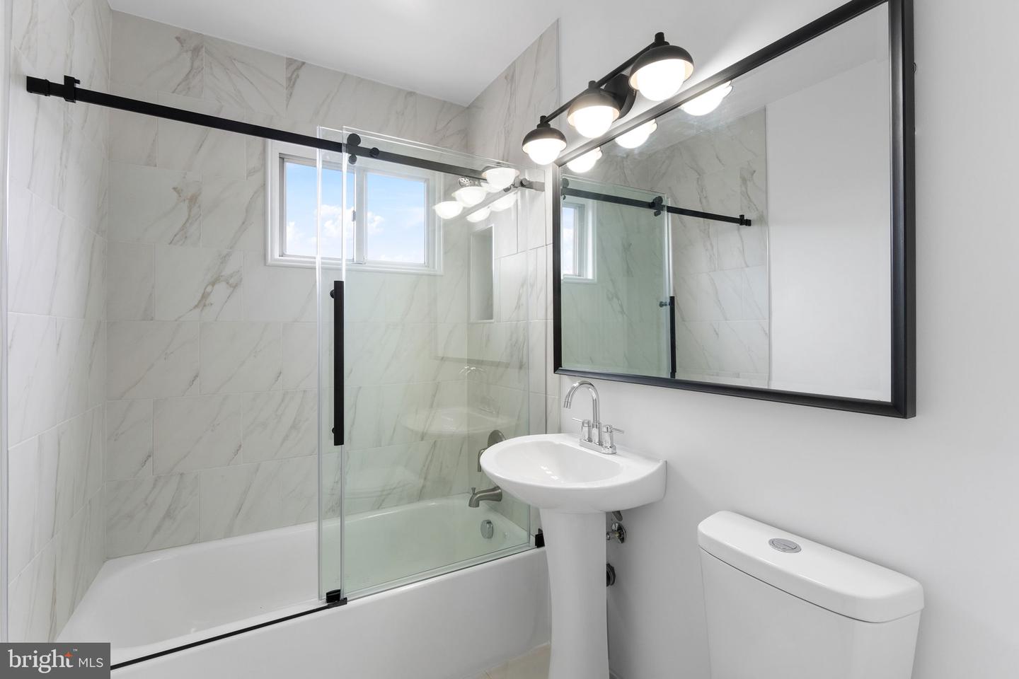 5213 12TH ST NE, WASHINGTON, District Of Columbia 20011, 3 Bedrooms Bedrooms, ,3 BathroomsBathrooms,Residential,For sale,5213 12TH ST NE,DCDC2189008 MLS # DCDC2189008