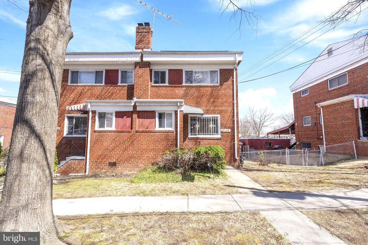 5213 12TH ST NE, WASHINGTON, District Of Columbia 20011, 3 Bedrooms Bedrooms, ,3 BathroomsBathrooms,Residential,For sale,5213 12TH ST NE,DCDC2189008 MLS # DCDC2189008