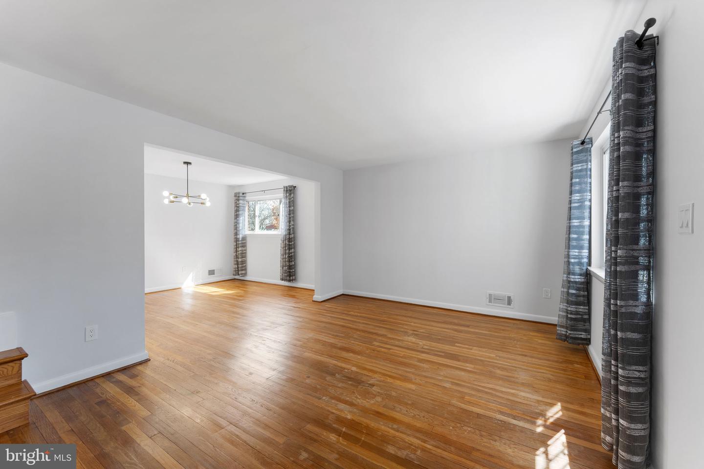 5213 12TH ST NE, WASHINGTON, District Of Columbia 20011, 3 Bedrooms Bedrooms, ,3 BathroomsBathrooms,Residential,For sale,5213 12TH ST NE,DCDC2189008 MLS # DCDC2189008
