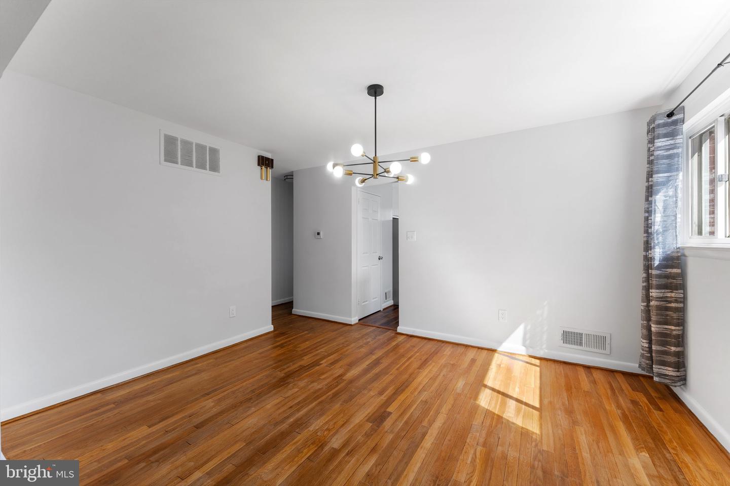 5213 12TH ST NE, WASHINGTON, District Of Columbia 20011, 3 Bedrooms Bedrooms, ,3 BathroomsBathrooms,Residential,For sale,5213 12TH ST NE,DCDC2189008 MLS # DCDC2189008