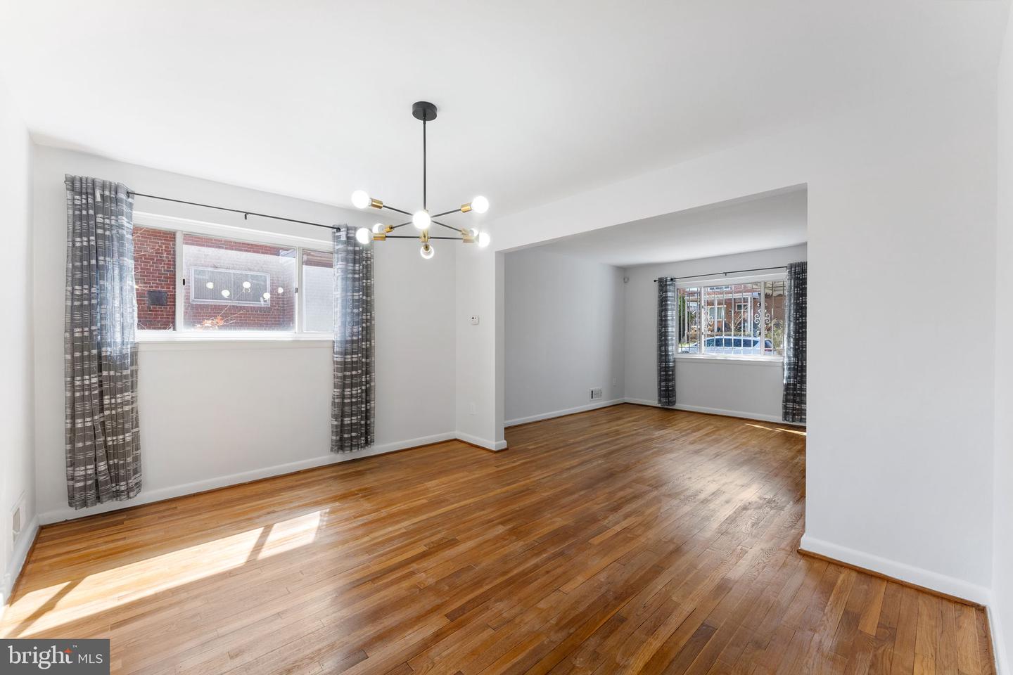5213 12TH ST NE, WASHINGTON, District Of Columbia 20011, 3 Bedrooms Bedrooms, ,3 BathroomsBathrooms,Residential,For sale,5213 12TH ST NE,DCDC2189008 MLS # DCDC2189008
