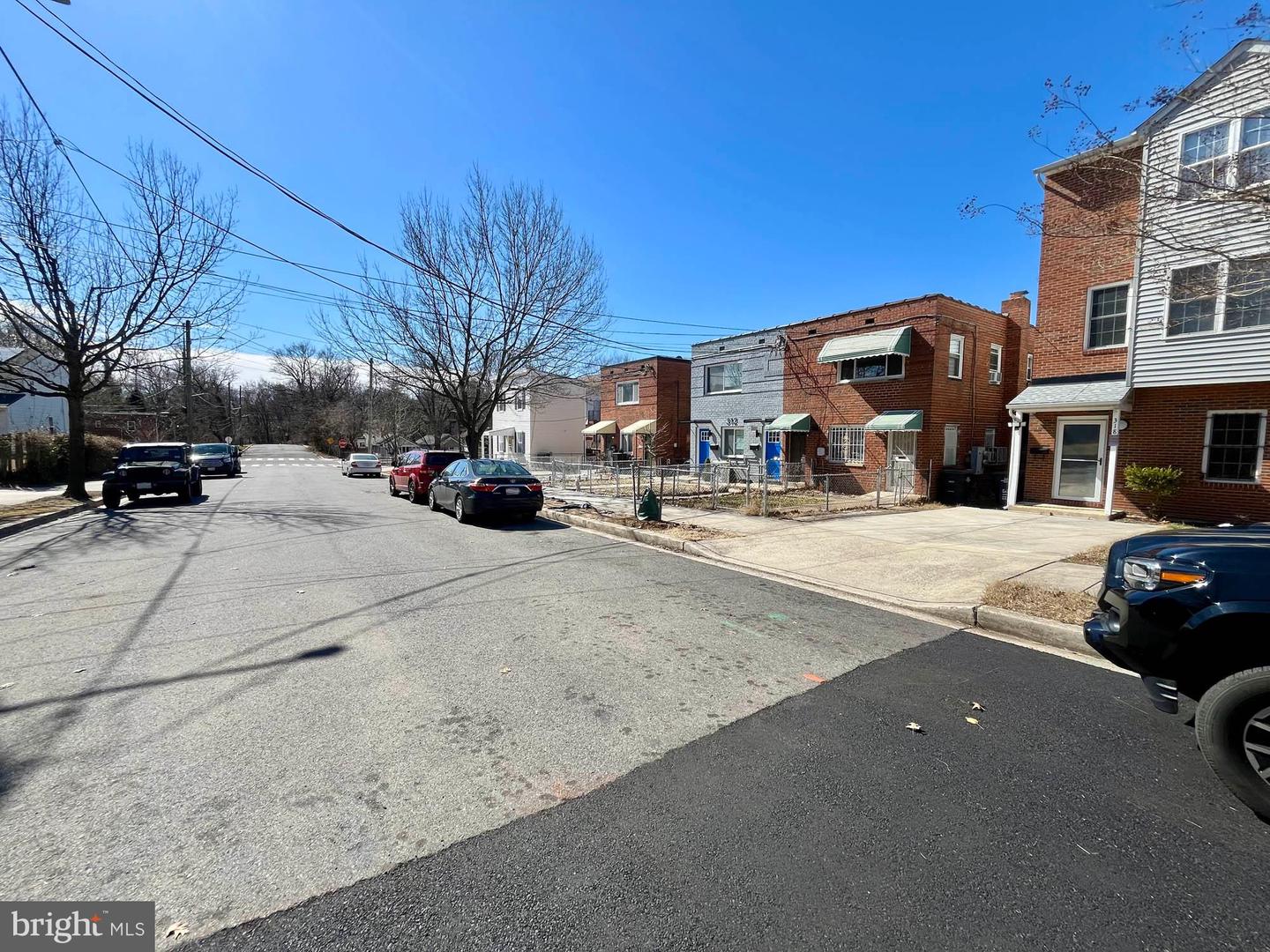 317 60TH ST NE, WASHINGTON, District Of Columbia 20019, 2 Bedrooms Bedrooms, ,1 BathroomBathrooms,Residential,For sale,317 60TH ST NE,DCDC2191952 MLS # DCDC2191952