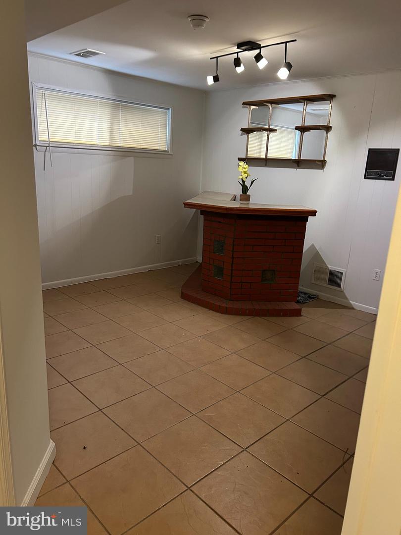 3319 6TH ST SE, WASHINGTON, District Of Columbia 20032, 4 Bedrooms Bedrooms, ,2 BathroomsBathrooms,Residential,For sale,3319 6TH ST SE,DCDC2194750 MLS # DCDC2194750