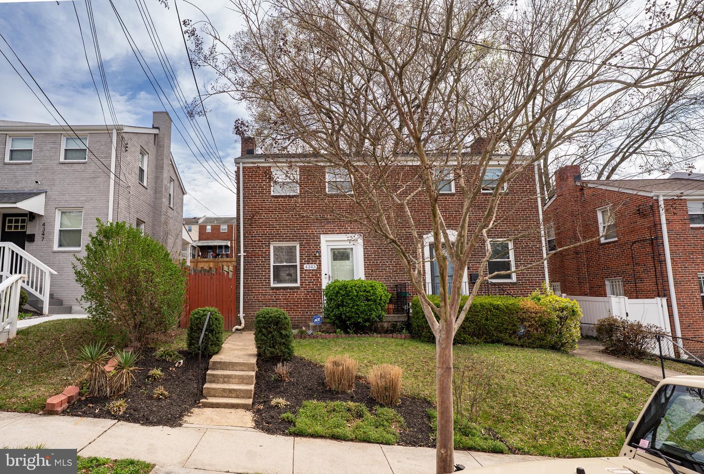 4343 F ST SE, WASHINGTON, District Of Columbia 20019, 2 Bedrooms Bedrooms, ,2 BathroomsBathrooms,Residential,For sale,4343 F ST SE,DCDC2194900 MLS # DCDC2194900