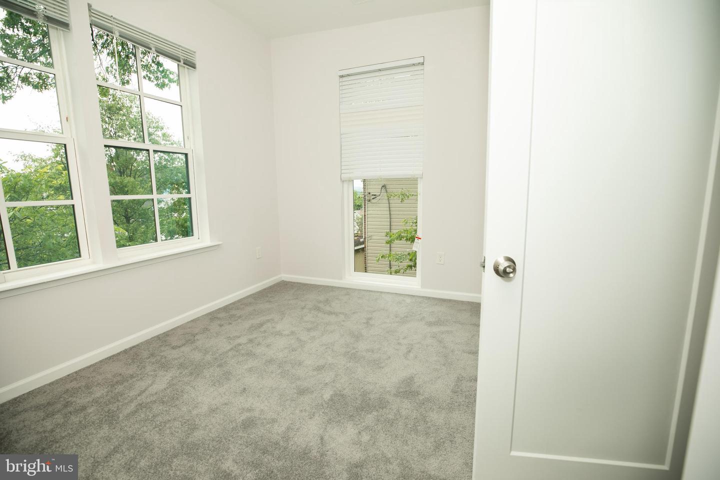 2728 22ND ST NE, WASHINGTON, District Of Columbia 20018, 6 Bedrooms Bedrooms, 9 Rooms Rooms,6 BathroomsBathrooms,Residential,For sale,2728 22ND ST NE,DCDC2195386 MLS # DCDC2195386