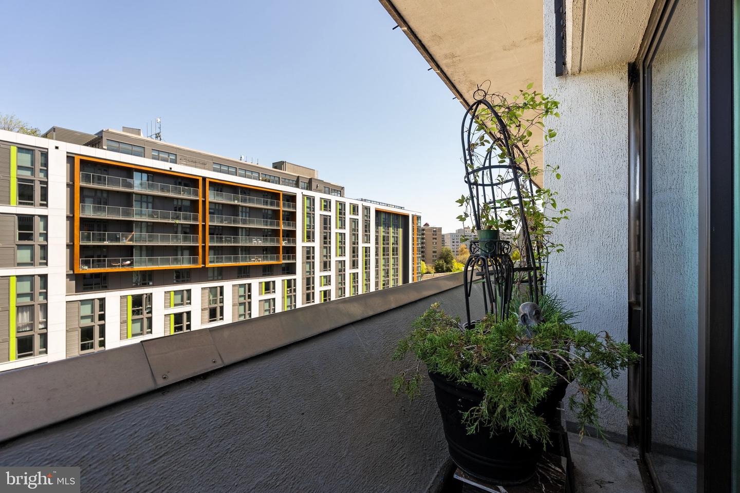 2700 VIRGINIA AVE NW #808, WASHINGTON, District Of Columbia 20037, 1 Bedroom Bedrooms, ,1 BathroomBathrooms,Residential,For sale,2700 VIRGINIA AVE NW #808,DCDC2195558 MLS # DCDC2195558
