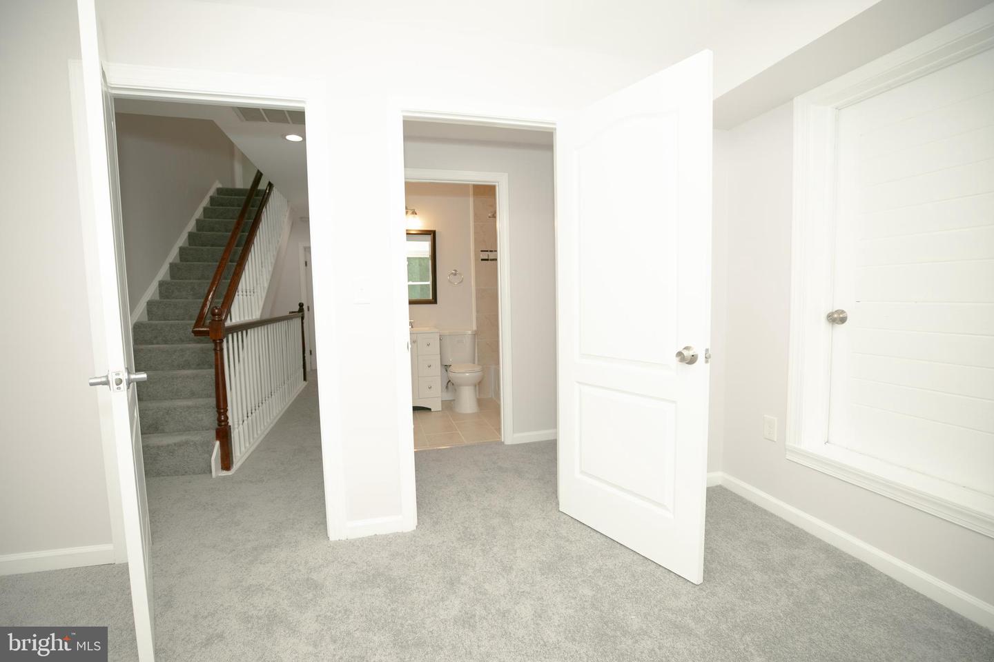2730 22ND ST NE, WASHINGTON, District Of Columbia 20018, 6 Bedrooms Bedrooms, 9 Rooms Rooms,6 BathroomsBathrooms,Residential,For sale,2730 22ND ST NE,DCDC2195566 MLS # DCDC2195566