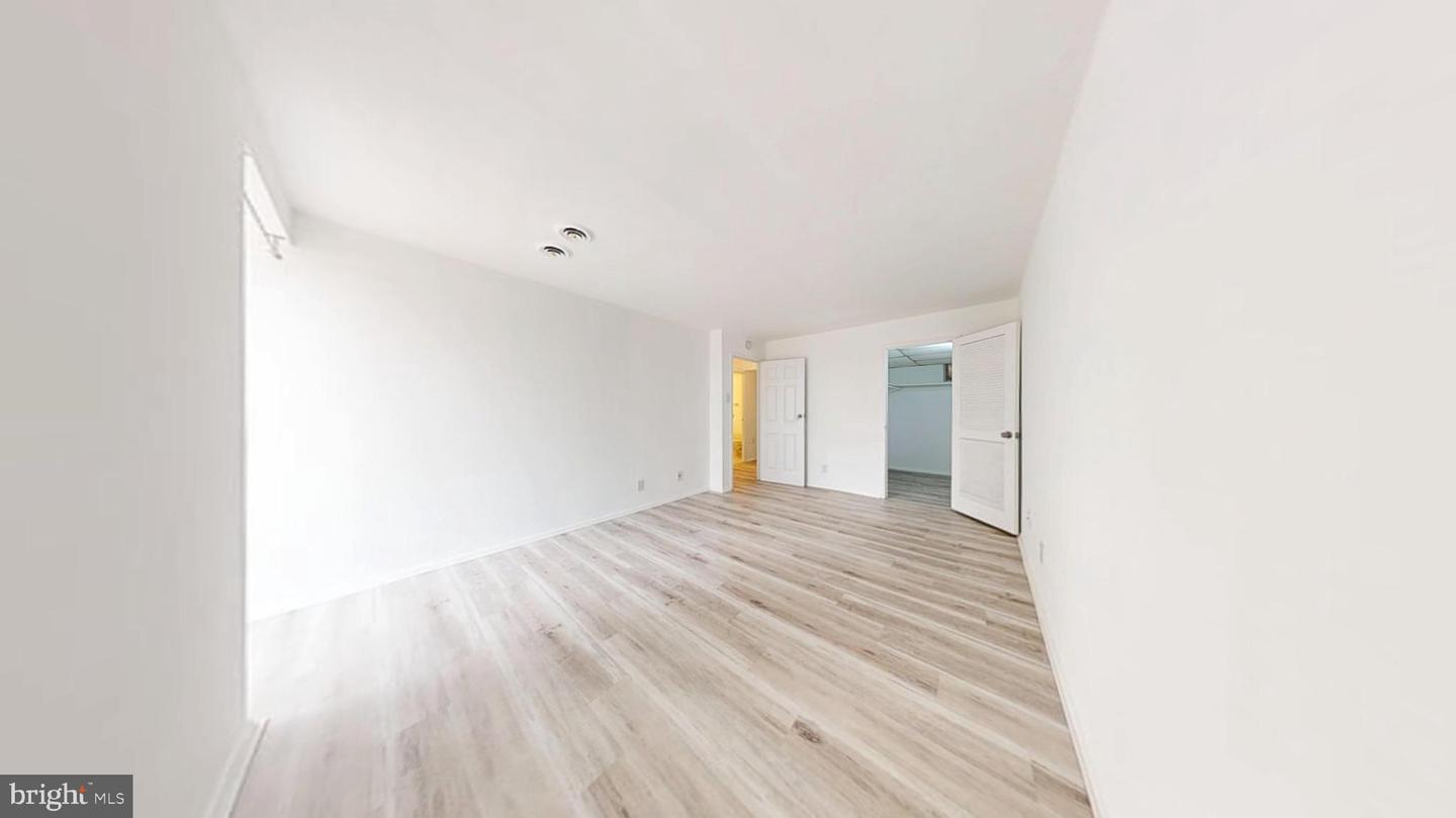 2636 FORT FARNSWORTH RD #126, ALEXANDRIA, Virginia 22303, 2 Bedrooms Bedrooms, ,1 BathroomBathrooms,Residential,For sale,2636 FORT FARNSWORTH RD #126,VAFX2227618 MLS # VAFX2227618