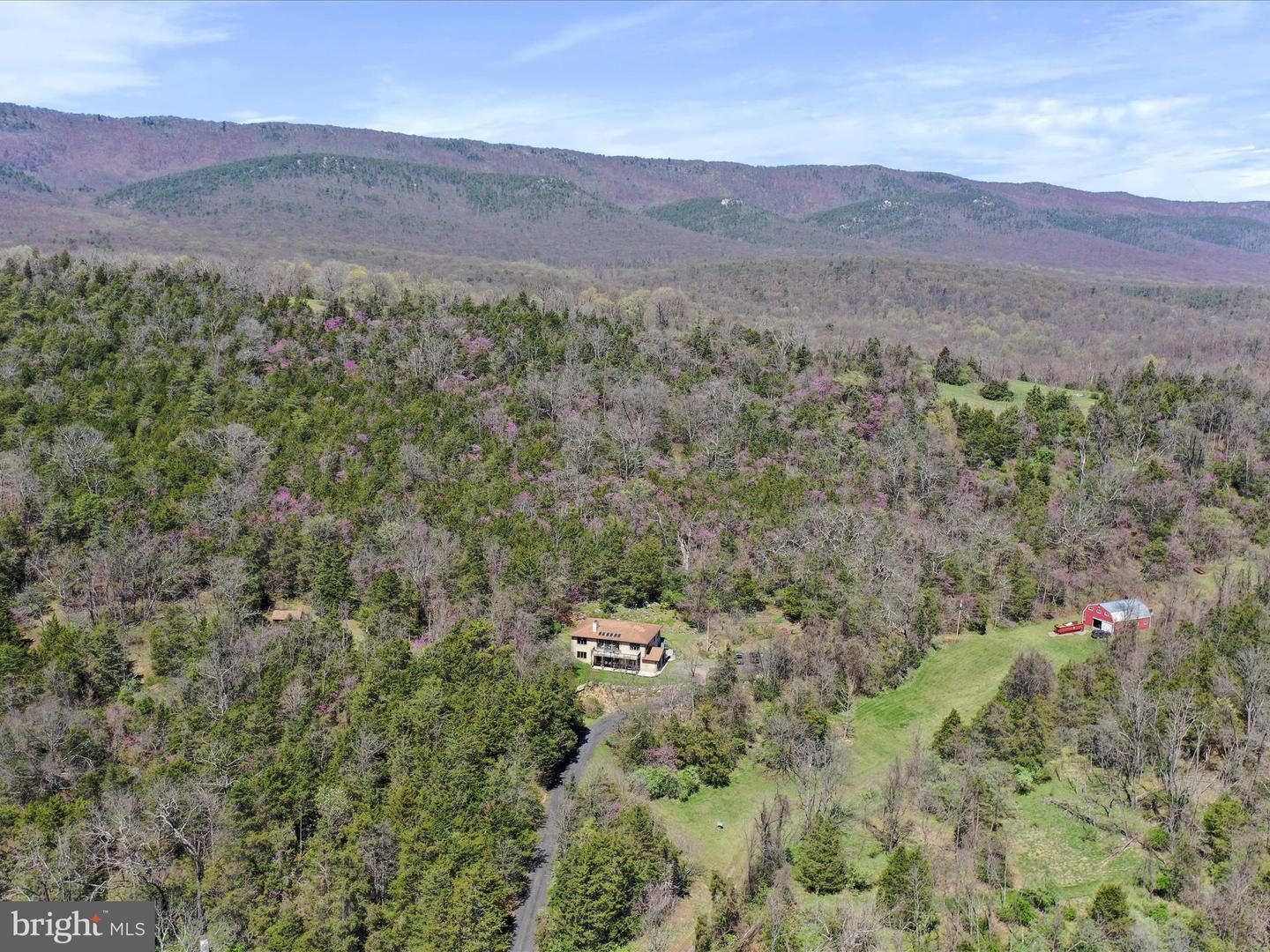 1639 SUGAR HILL RD, MAURERTOWN, Virginia 22644, 4 Bedrooms Bedrooms, ,3 BathroomsBathrooms,Residential,For sale,1639 SUGAR HILL RD,VASH2011156 MLS # VASH2011156