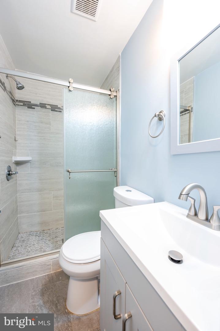 6420 13TH ST NW, WASHINGTON, District Of Columbia 20012, 6 Bedrooms Bedrooms, ,4 BathroomsBathrooms,Residential,For sale,6420 13TH ST NW,DCDC2195570 MLS # DCDC2195570