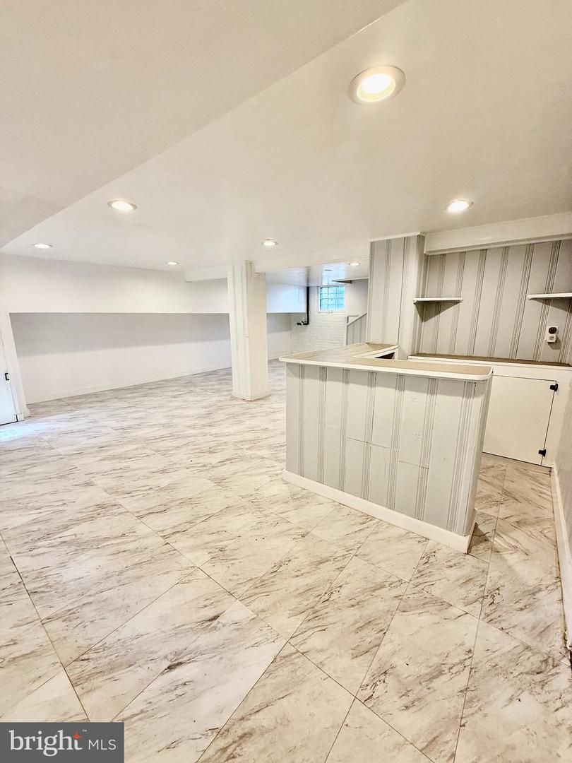 3037 MONTROSE AVE, RICHMOND, Virginia 23222, 4 Bedrooms Bedrooms, 10 Rooms Rooms,2 BathroomsBathrooms,Residential,For sale,3037 MONTROSE AVE,VARC2000654 MLS # VARC2000654