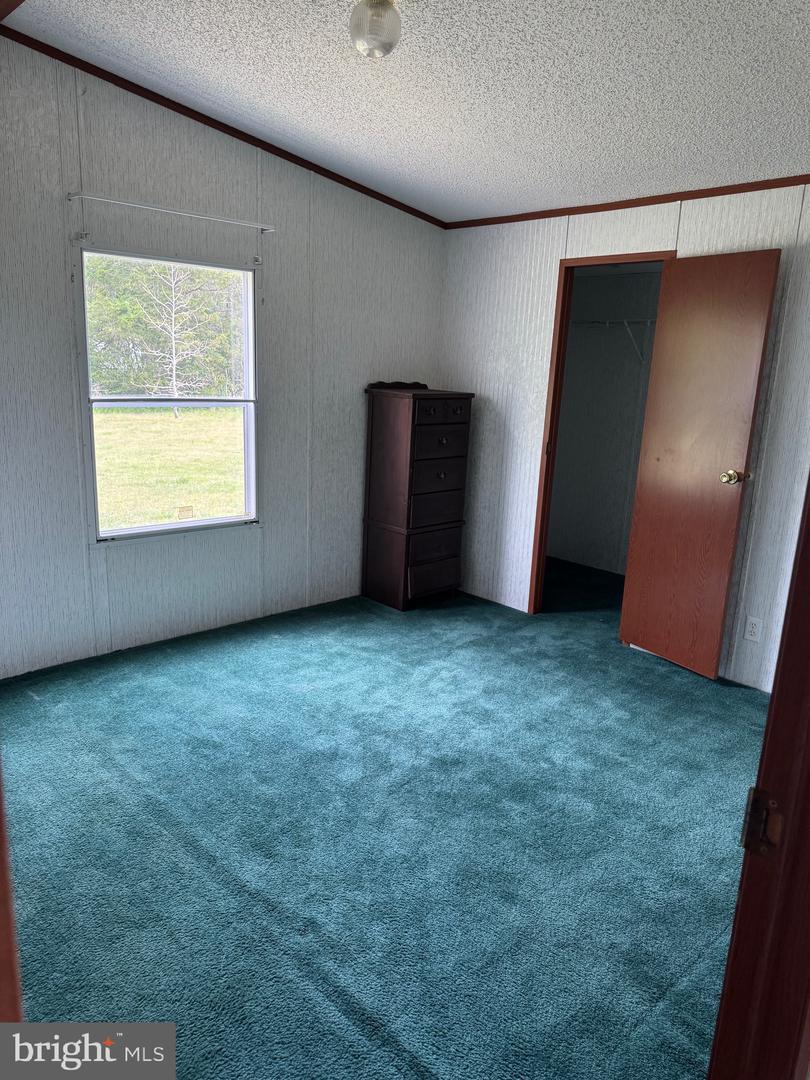325 BOWLERS RD, TAPPAHANNOCK, Virginia 22560, 3 Bedrooms Bedrooms, 5 Rooms Rooms,2 BathroomsBathrooms,Residential,For sale,325 BOWLERS RD,VAES2000852 MLS # VAES2000852