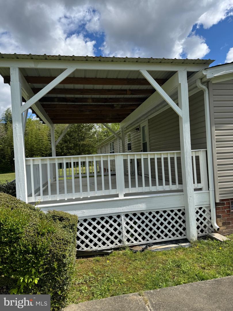 325 BOWLERS RD, TAPPAHANNOCK, Virginia 22560, 3 Bedrooms Bedrooms, 5 Rooms Rooms,2 BathroomsBathrooms,Residential,For sale,325 BOWLERS RD,VAES2000852 MLS # VAES2000852