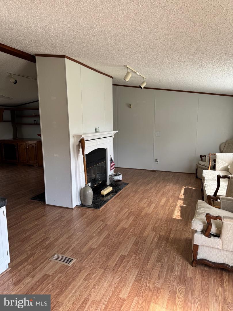 325 BOWLERS RD, TAPPAHANNOCK, Virginia 22560, 3 Bedrooms Bedrooms, 5 Rooms Rooms,2 BathroomsBathrooms,Residential,For sale,325 BOWLERS RD,VAES2000852 MLS # VAES2000852