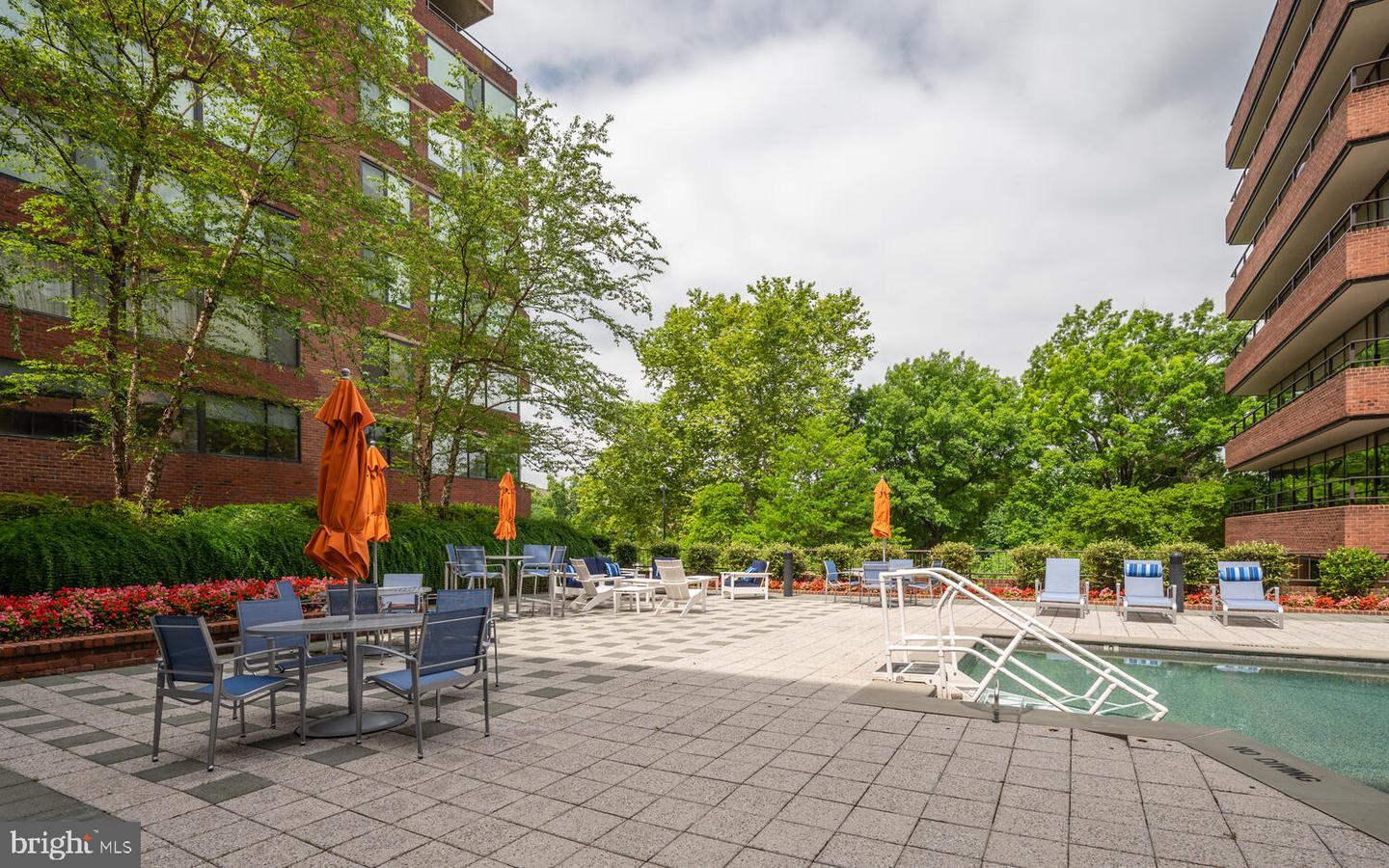 2555 PENNSYLVANIA AVE NW #907, WASHINGTON, District Of Columbia 20037, 1 Bedroom Bedrooms, ,1 BathroomBathrooms,Residential,For sale,2555 PENNSYLVANIA AVE NW #907,DCDC2195602 MLS # DCDC2195602