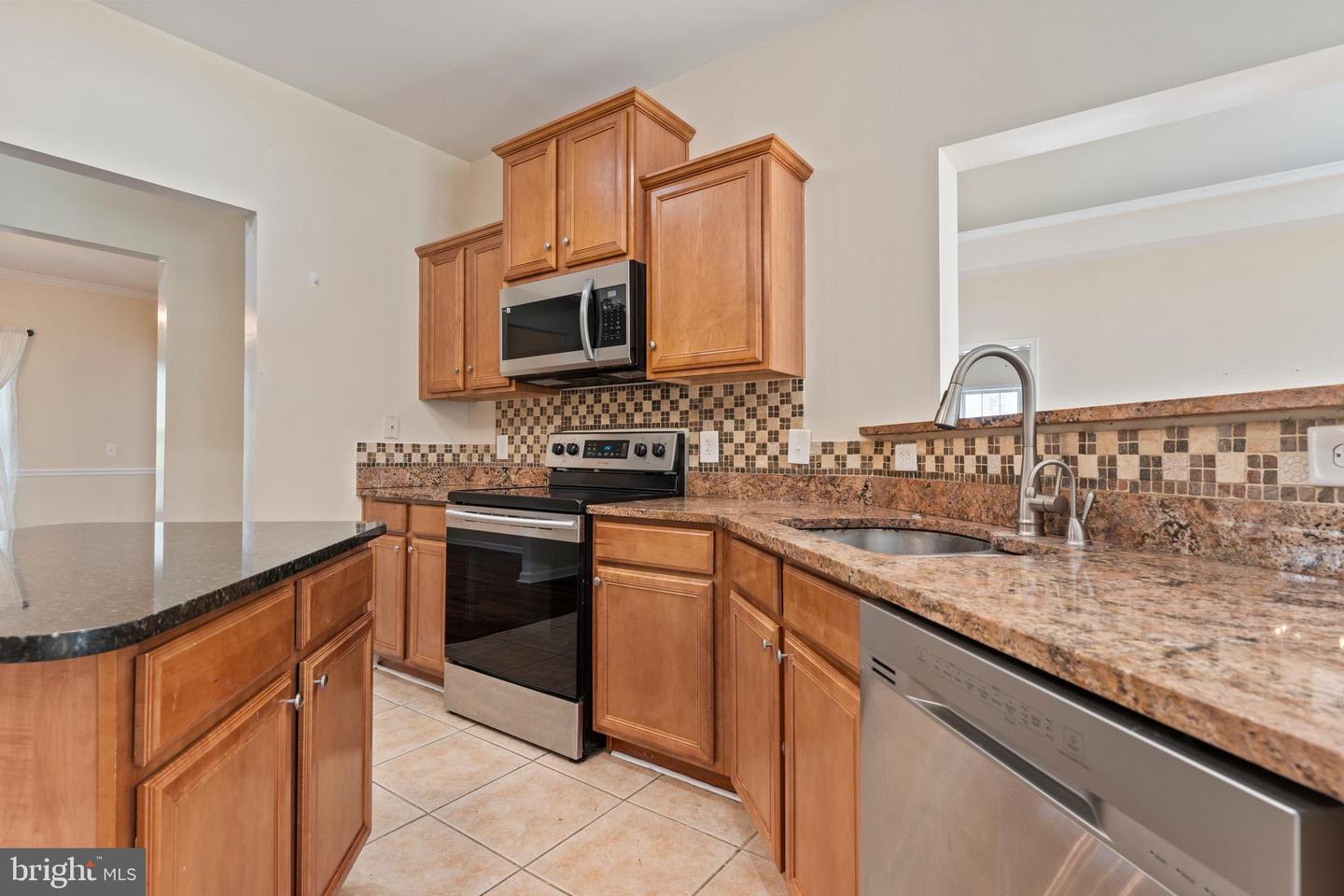 7342 KINGS HWY, KING GEORGE, Virginia 22485, 4 Bedrooms Bedrooms, 5 Rooms Rooms,3 BathroomsBathrooms,Residential,For sale,7342 KINGS HWY,VAKG2005902 MLS # VAKG2005902