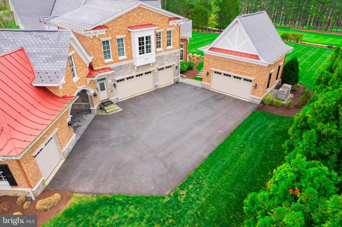 22577 CREIGHTON FARMS DR, LEESBURG, Virginia 20175, 5 Bedrooms Bedrooms, ,3 BathroomsBathrooms,Residential,For sale,22577 CREIGHTON FARMS DR,VALO2089520 MLS # VALO2089520