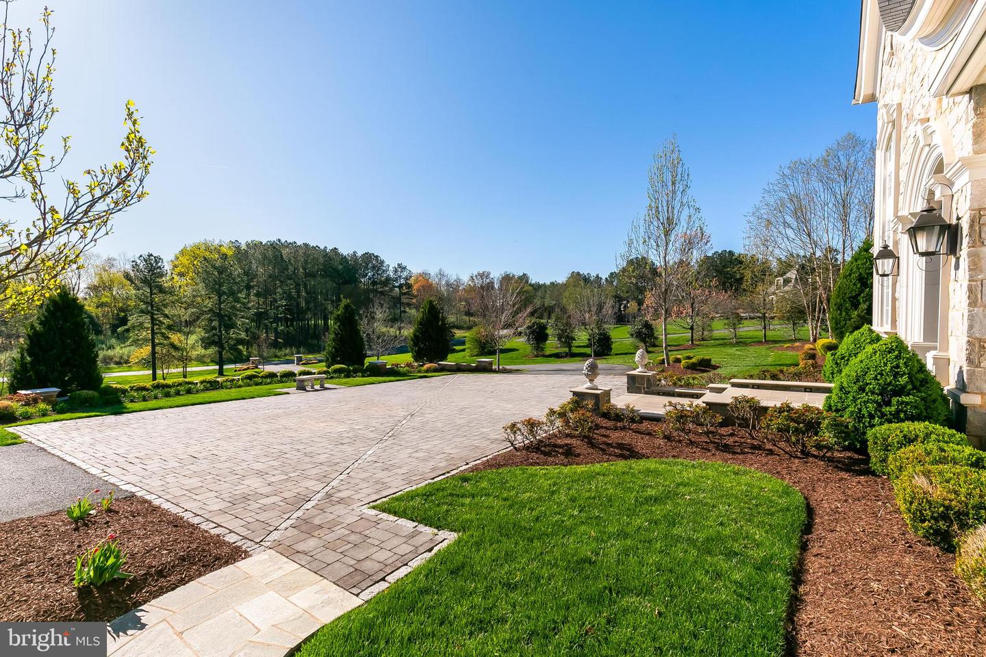 22577 CREIGHTON FARMS DR, LEESBURG, Virginia 20175, 5 Bedrooms Bedrooms, ,3 BathroomsBathrooms,Residential,For sale,22577 CREIGHTON FARMS DR,VALO2089520 MLS # VALO2089520