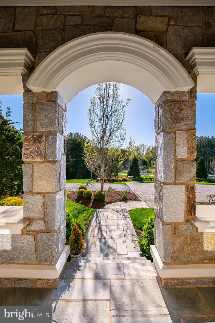 22577 CREIGHTON FARMS DR, LEESBURG, Virginia 20175, 5 Bedrooms Bedrooms, ,3 BathroomsBathrooms,Residential,For sale,22577 CREIGHTON FARMS DR,VALO2089520 MLS # VALO2089520