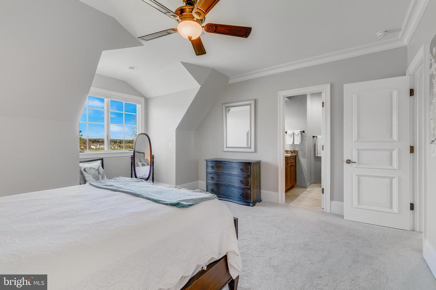 22577 CREIGHTON FARMS DR, LEESBURG, Virginia 20175, 5 Bedrooms Bedrooms, ,3 BathroomsBathrooms,Residential,For sale,22577 CREIGHTON FARMS DR,VALO2089520 MLS # VALO2089520