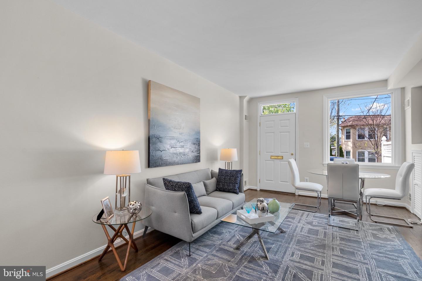 4827 41ST ST NW, WASHINGTON, District Of Columbia 20016, 2 Bedrooms Bedrooms, 4 Rooms Rooms,1 BathroomBathrooms,Residential,For sale,4827 41ST ST NW,DCDC2186480 MLS # DCDC2186480