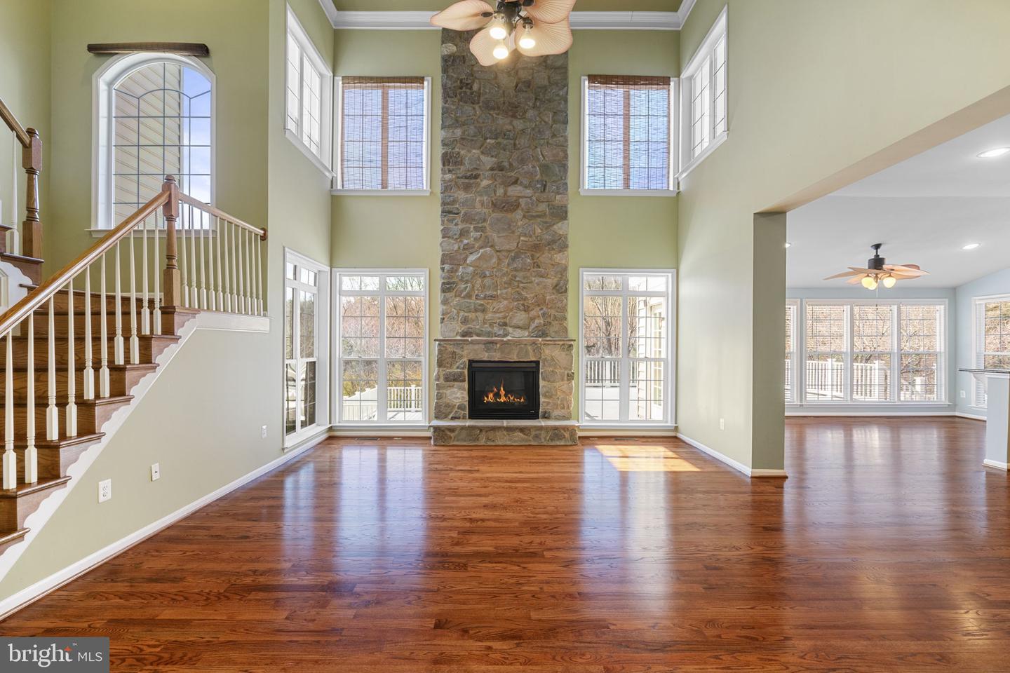 7616 GREAT DOVER ST, GAINESVILLE, Virginia 20155, 5 Bedrooms Bedrooms, ,4 BathroomsBathrooms,Residential,For sale,7616 GREAT DOVER ST,VAPW2089062 MLS # VAPW2089062
