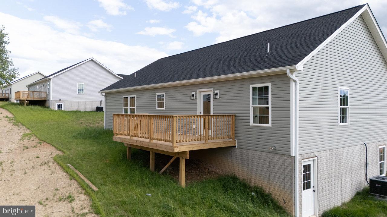 389 LEOLA LOOP, STANLEY, Virginia 22851, 3 Bedrooms Bedrooms, ,2 BathroomsBathrooms,Residential,For sale,389 LEOLA LOOP,VAPA2004578 MLS # VAPA2004578