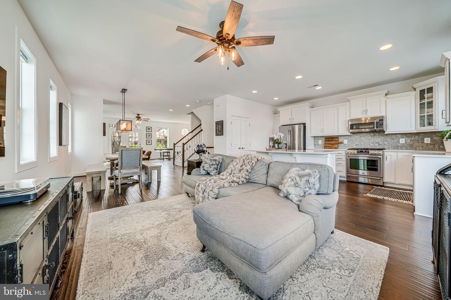 46653 JOUBERT TER, STERLING, Virginia 20165, 3 Bedrooms Bedrooms, 12 Rooms Rooms,2 BathroomsBathrooms,Residential,For sale,46653 JOUBERT TER,VALO2091808 MLS # VALO2091808