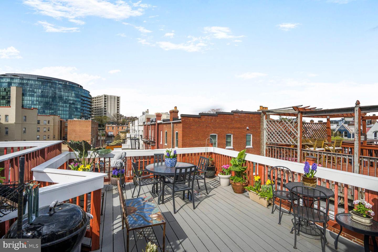 1907 S ST NW #C, WASHINGTON, District Of Columbia 20009, 2 Bedrooms Bedrooms, ,2 BathroomsBathrooms,Residential,For sale,1907 S ST NW #C,DCDC2192664 MLS # DCDC2192664