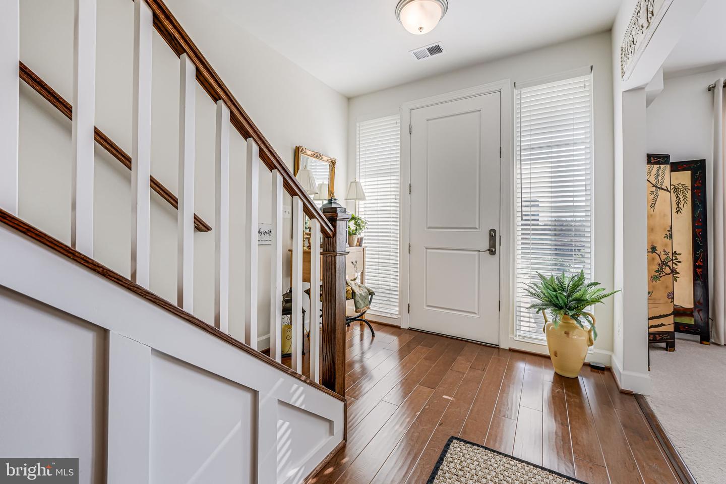 13804 CHRISSWIND AVE, WOODBRIDGE, Virginia 22191, 3 Bedrooms Bedrooms, ,2 BathroomsBathrooms,Residential,For sale,13804 CHRISSWIND AVE,VAPW2090772 MLS # VAPW2090772