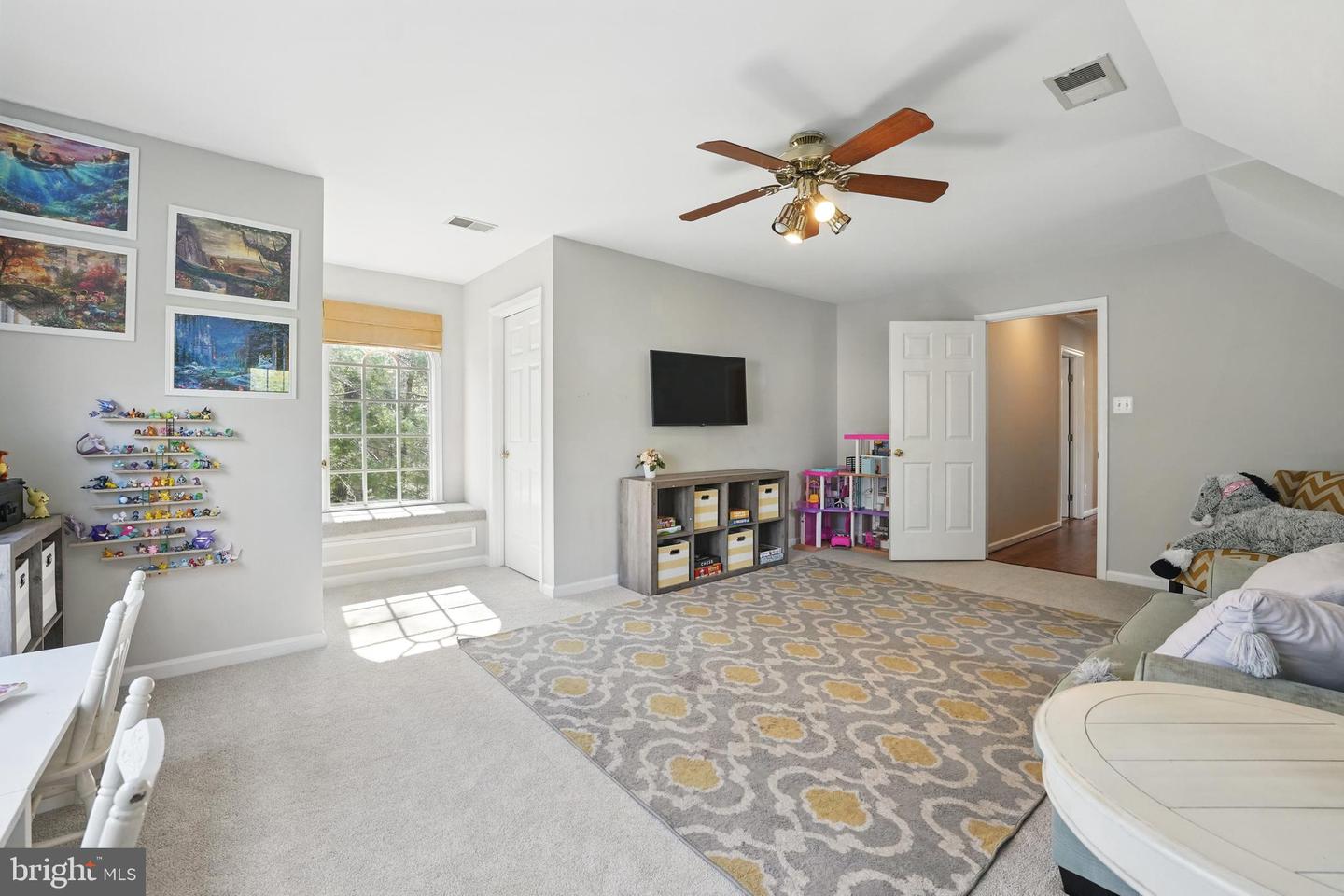 7881 ELSINORE DR, MANASSAS, Virginia 20112, 5 Bedrooms Bedrooms, ,2 BathroomsBathrooms,Residential,For sale,7881 ELSINORE DR,VAPW2090892 MLS # VAPW2090892