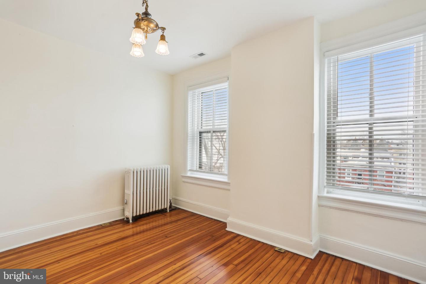 1231 GIRARD ST NW, WASHINGTON, District Of Columbia 20009, 7 Bedrooms Bedrooms, ,3 BathroomsBathrooms,Residential,For sale,1231 GIRARD ST NW,DCDC2194436 MLS # DCDC2194436