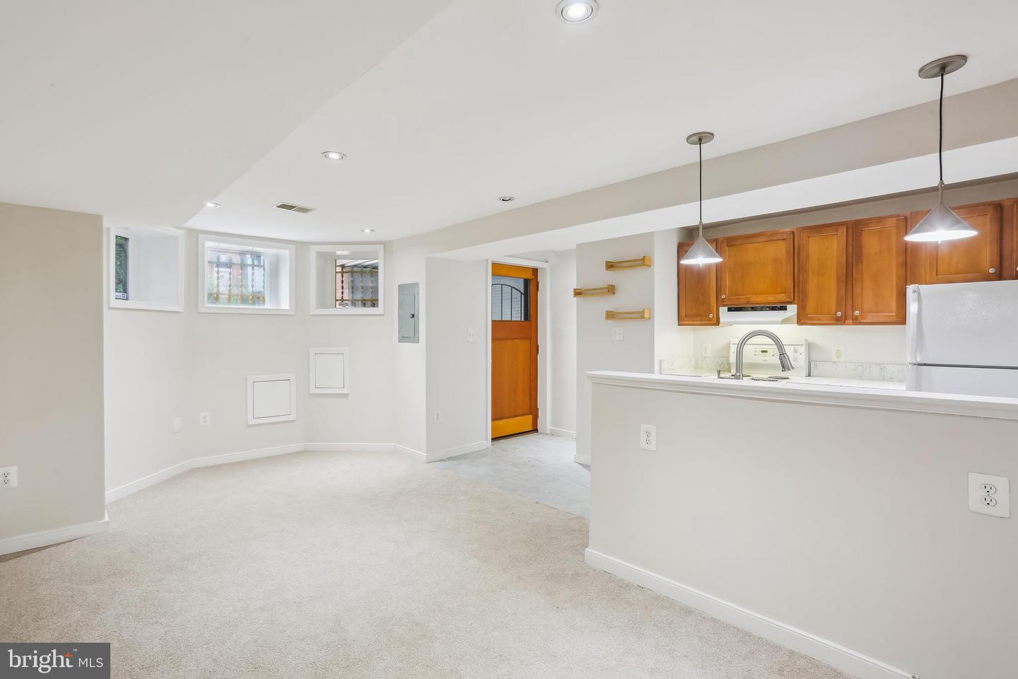 1231 GIRARD ST NW, WASHINGTON, District Of Columbia 20009, 7 Bedrooms Bedrooms, ,3 BathroomsBathrooms,Residential,For sale,1231 GIRARD ST NW,DCDC2194436 MLS # DCDC2194436