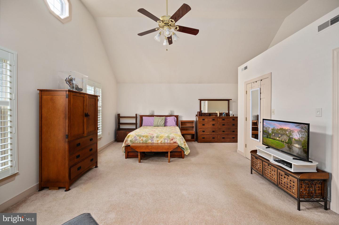 135 CLEREMONT DR, FREDERICKSBURG, Virginia 22405, 4 Bedrooms Bedrooms, 14 Rooms Rooms,3 BathroomsBathrooms,Residential,For sale,135 CLEREMONT DR,VAST2037680 MLS # VAST2037680