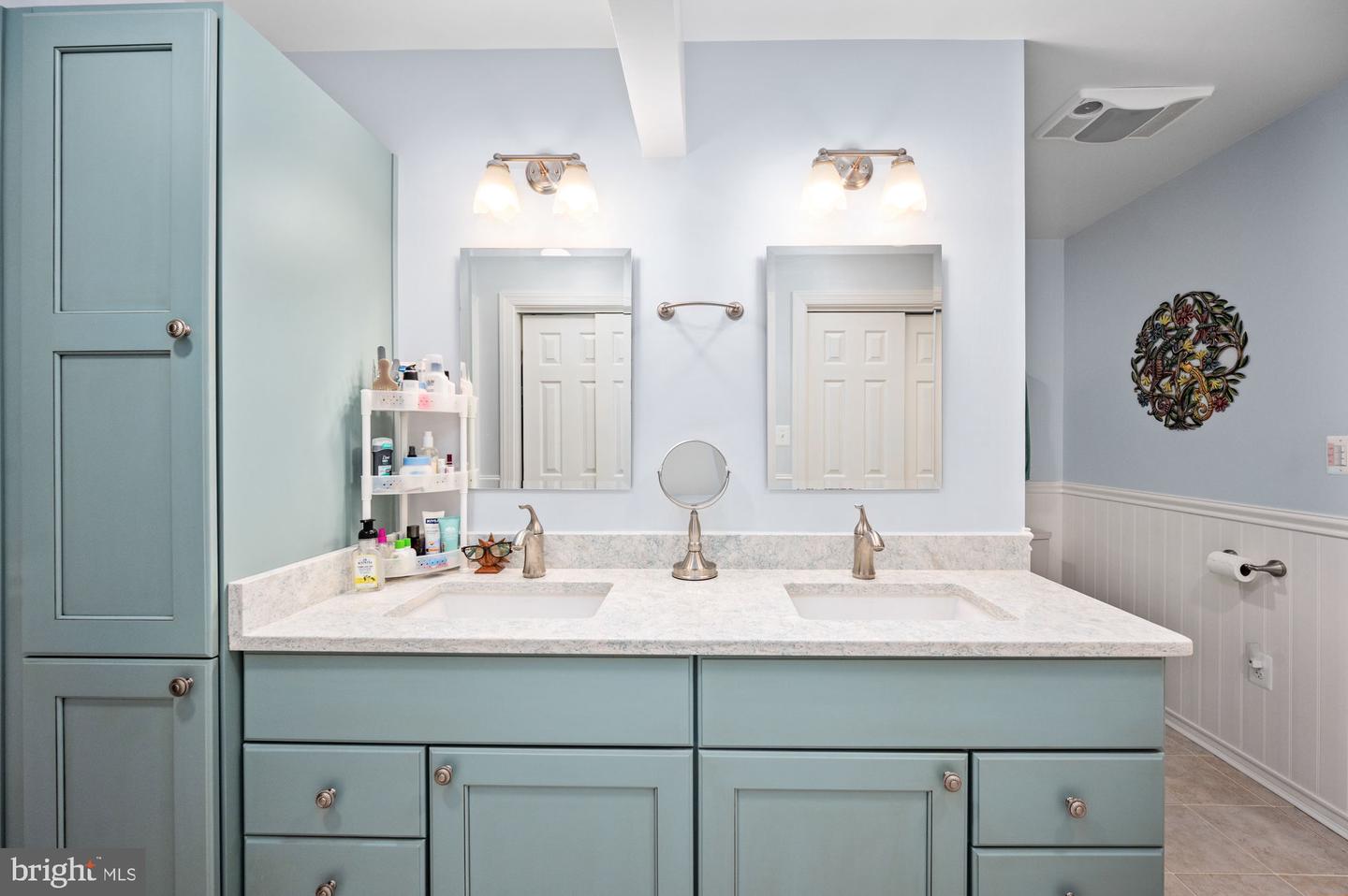 135 CLEREMONT DR, FREDERICKSBURG, Virginia 22405, 4 Bedrooms Bedrooms, 14 Rooms Rooms,3 BathroomsBathrooms,Residential,For sale,135 CLEREMONT DR,VAST2037680 MLS # VAST2037680