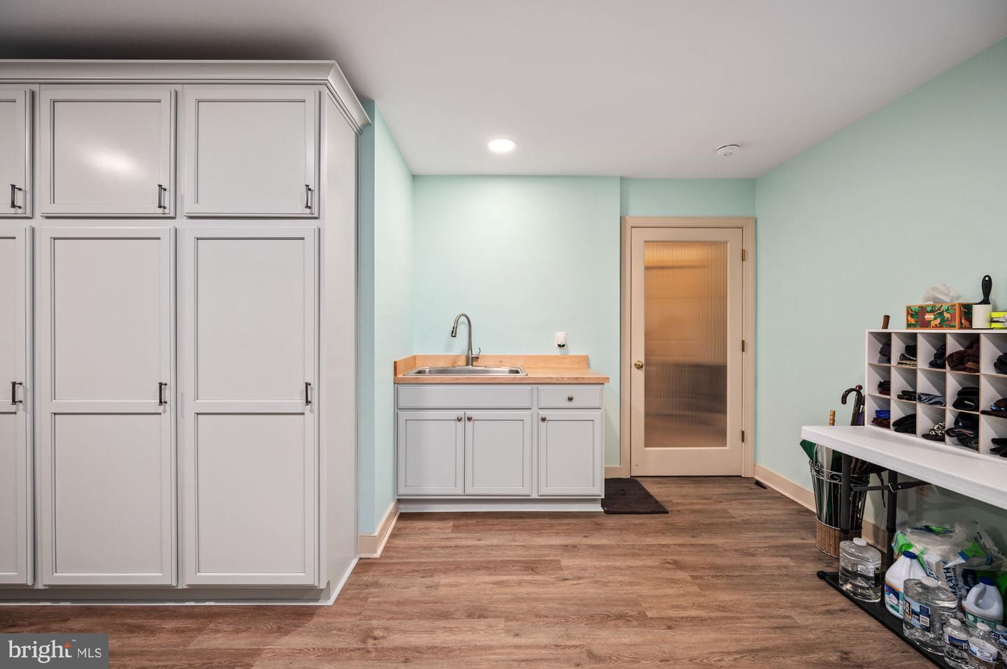 135 CLEREMONT DR, FREDERICKSBURG, Virginia 22405, 4 Bedrooms Bedrooms, 14 Rooms Rooms,3 BathroomsBathrooms,Residential,For sale,135 CLEREMONT DR,VAST2037680 MLS # VAST2037680