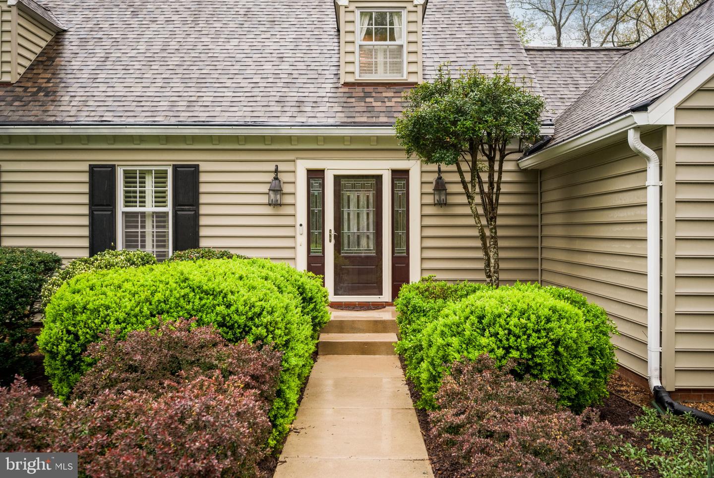 135 CLEREMONT DR, FREDERICKSBURG, Virginia 22405, 4 Bedrooms Bedrooms, 14 Rooms Rooms,3 BathroomsBathrooms,Residential,For sale,135 CLEREMONT DR,VAST2037680 MLS # VAST2037680