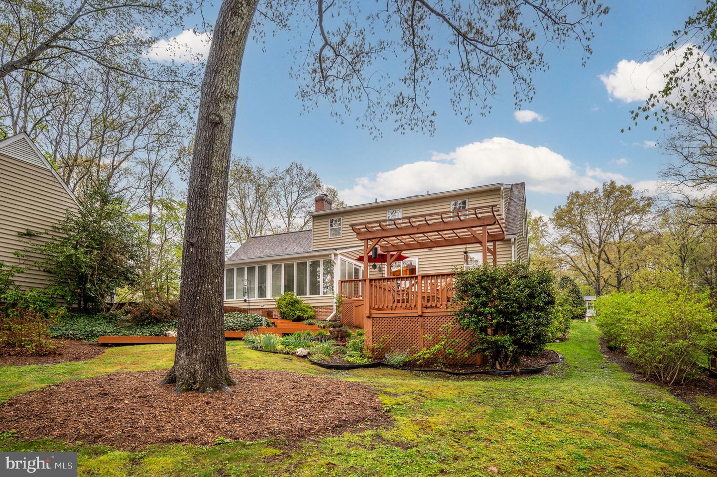 135 CLEREMONT DR, FREDERICKSBURG, Virginia 22405, 4 Bedrooms Bedrooms, 14 Rooms Rooms,3 BathroomsBathrooms,Residential,For sale,135 CLEREMONT DR,VAST2037680 MLS # VAST2037680