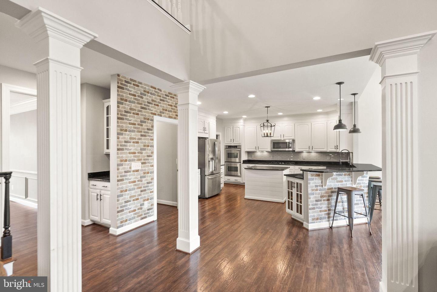 25695 DONERAILS CHASE DR, CHANTILLY, Virginia 20152, 5 Bedrooms Bedrooms, ,4 BathroomsBathrooms,Residential,For sale,25695 DONERAILS CHASE DR,VALO2093538 MLS # VALO2093538