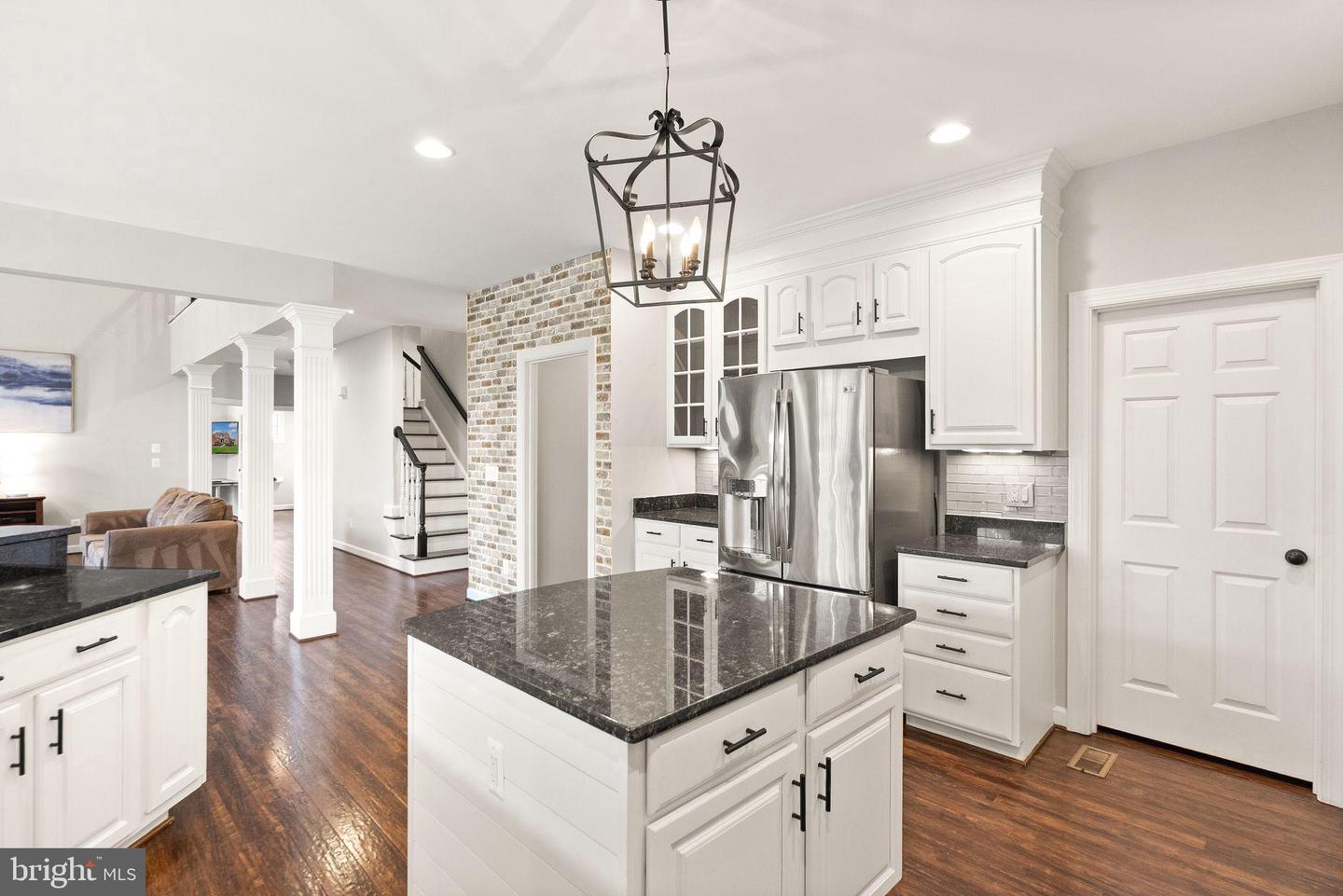 25695 DONERAILS CHASE DR, CHANTILLY, Virginia 20152, 5 Bedrooms Bedrooms, ,4 BathroomsBathrooms,Residential,For sale,25695 DONERAILS CHASE DR,VALO2093538 MLS # VALO2093538
