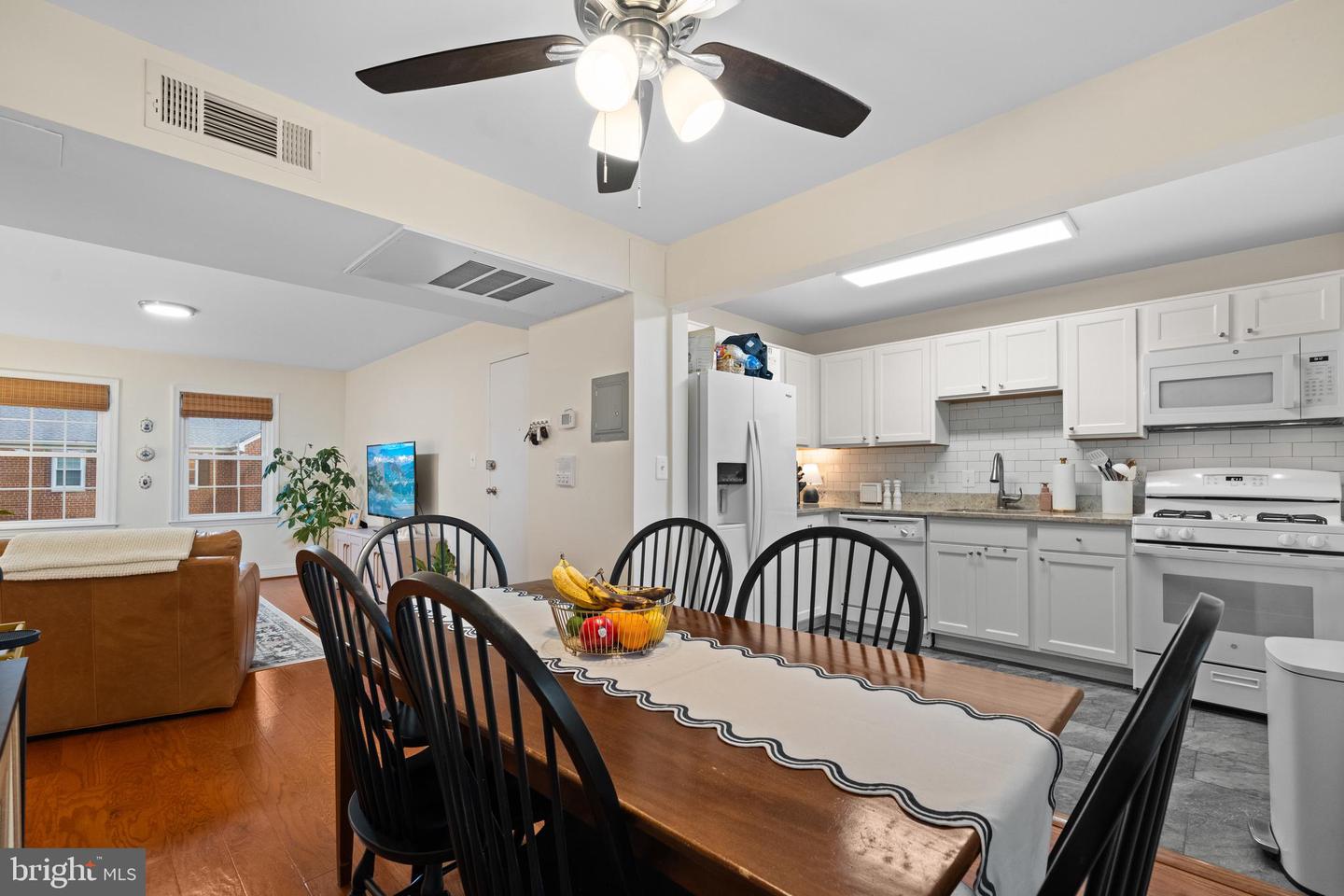1801 BELLE VIEW BLVD #C2, ALEXANDRIA, Virginia 22307, 2 Bedrooms Bedrooms, ,1 BathroomBathrooms,Residential,For sale,1801 BELLE VIEW BLVD #C2,VAFX2233522 MLS # VAFX2233522