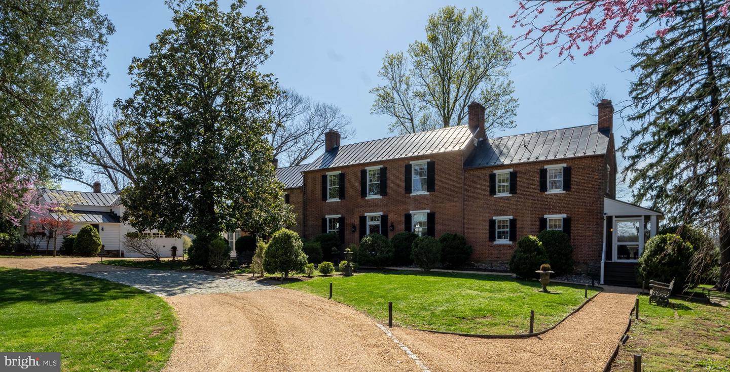 40035 HEDGELAND LN, WATERFORD, Virginia 20197, 4 Bedrooms Bedrooms, ,3 BathroomsBathrooms,Residential,For sale,40035 HEDGELAND LN,VALO2093768 MLS # VALO2093768