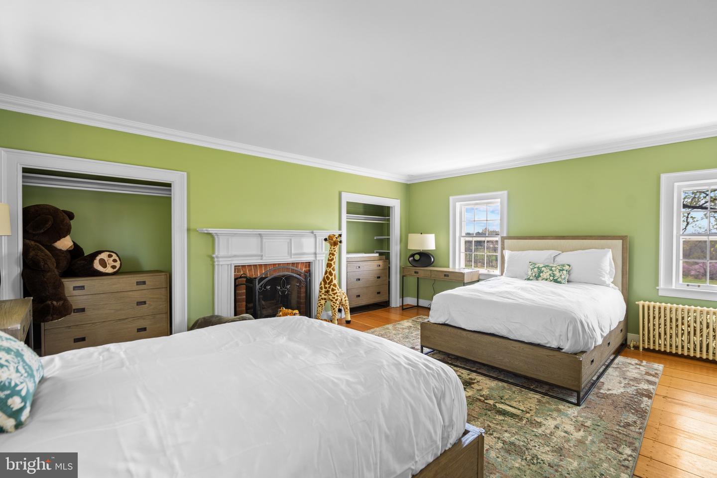 40035 HEDGELAND LN, WATERFORD, Virginia 20197, 4 Bedrooms Bedrooms, ,3 BathroomsBathrooms,Residential,For sale,40035 HEDGELAND LN,VALO2093768 MLS # VALO2093768