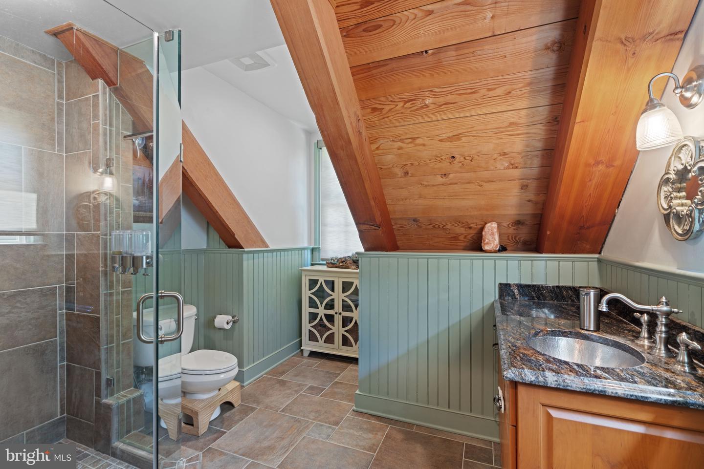 40035 HEDGELAND LN, WATERFORD, Virginia 20197, 4 Bedrooms Bedrooms, ,3 BathroomsBathrooms,Residential,For sale,40035 HEDGELAND LN,VALO2093768 MLS # VALO2093768