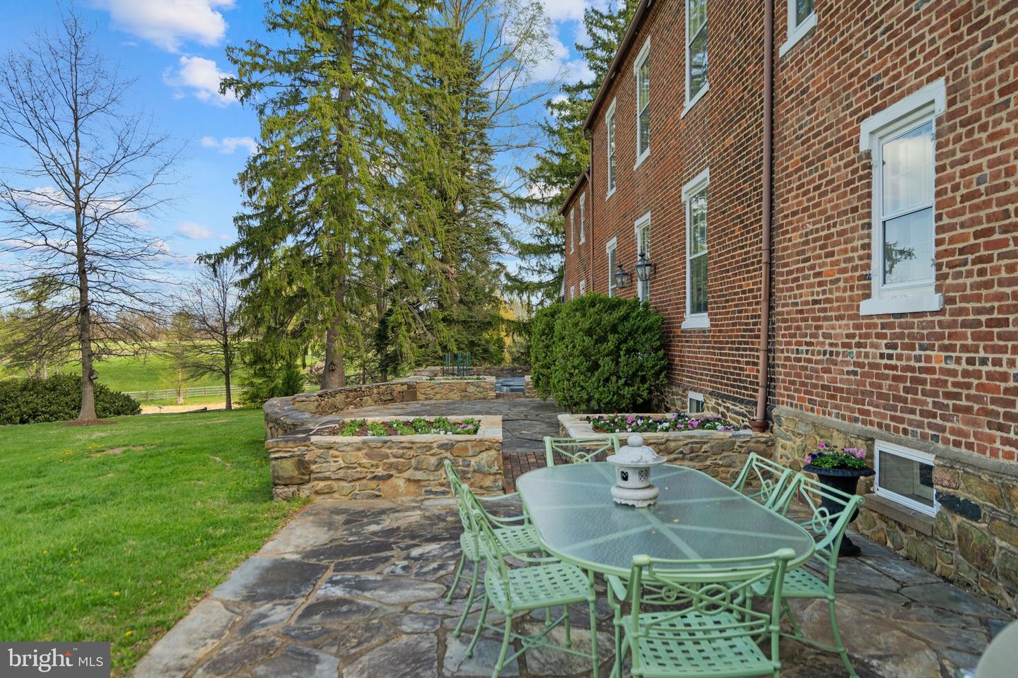 40035 HEDGELAND LN, WATERFORD, Virginia 20197, 4 Bedrooms Bedrooms, ,3 BathroomsBathrooms,Residential,For sale,40035 HEDGELAND LN,VALO2093768 MLS # VALO2093768