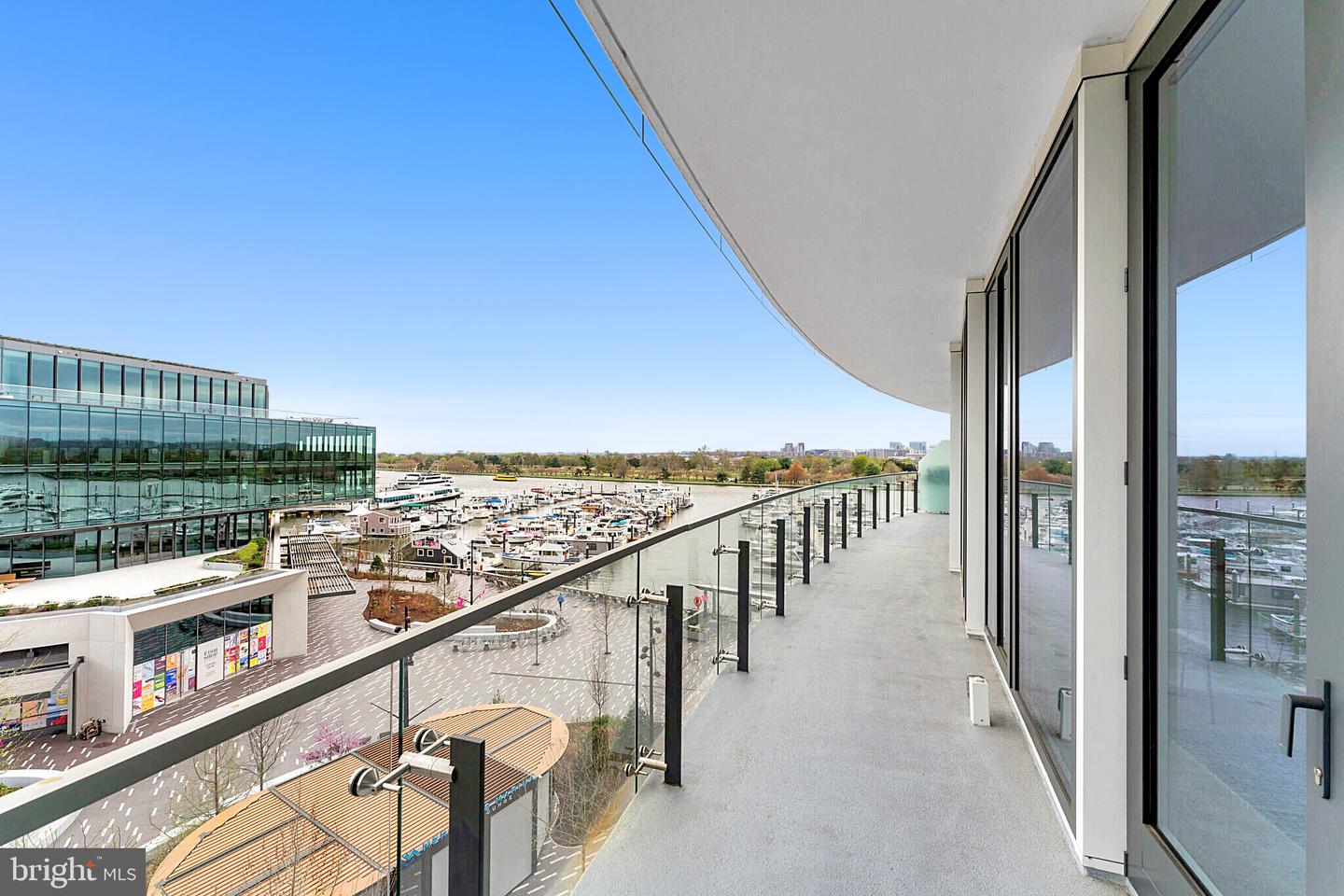 601 WHARF ST SW #502, WASHINGTON, District Of Columbia 20024, 2 Bedrooms Bedrooms, ,2 BathroomsBathrooms,Residential,For sale,601 WHARF ST SW #502,DCDC2195468 MLS # DCDC2195468