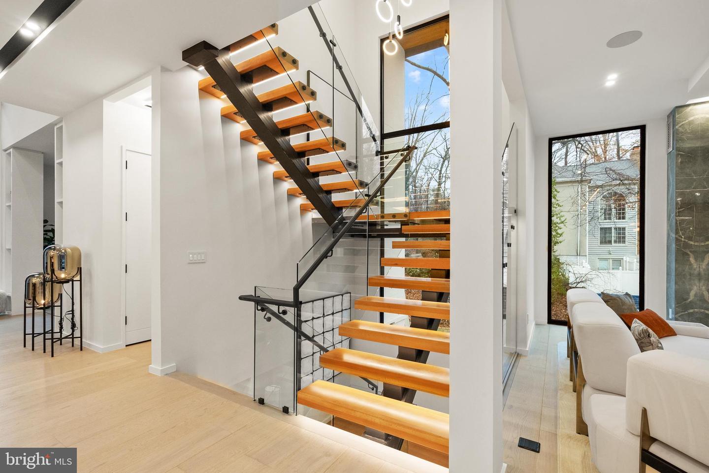 2745 N RADFORD ST, ARLINGTON, Virginia 22207, 6 Bedrooms Bedrooms, ,6 BathroomsBathrooms,Residential,For sale,2745 N RADFORD ST,VAAR2056048 MLS # VAAR2056048