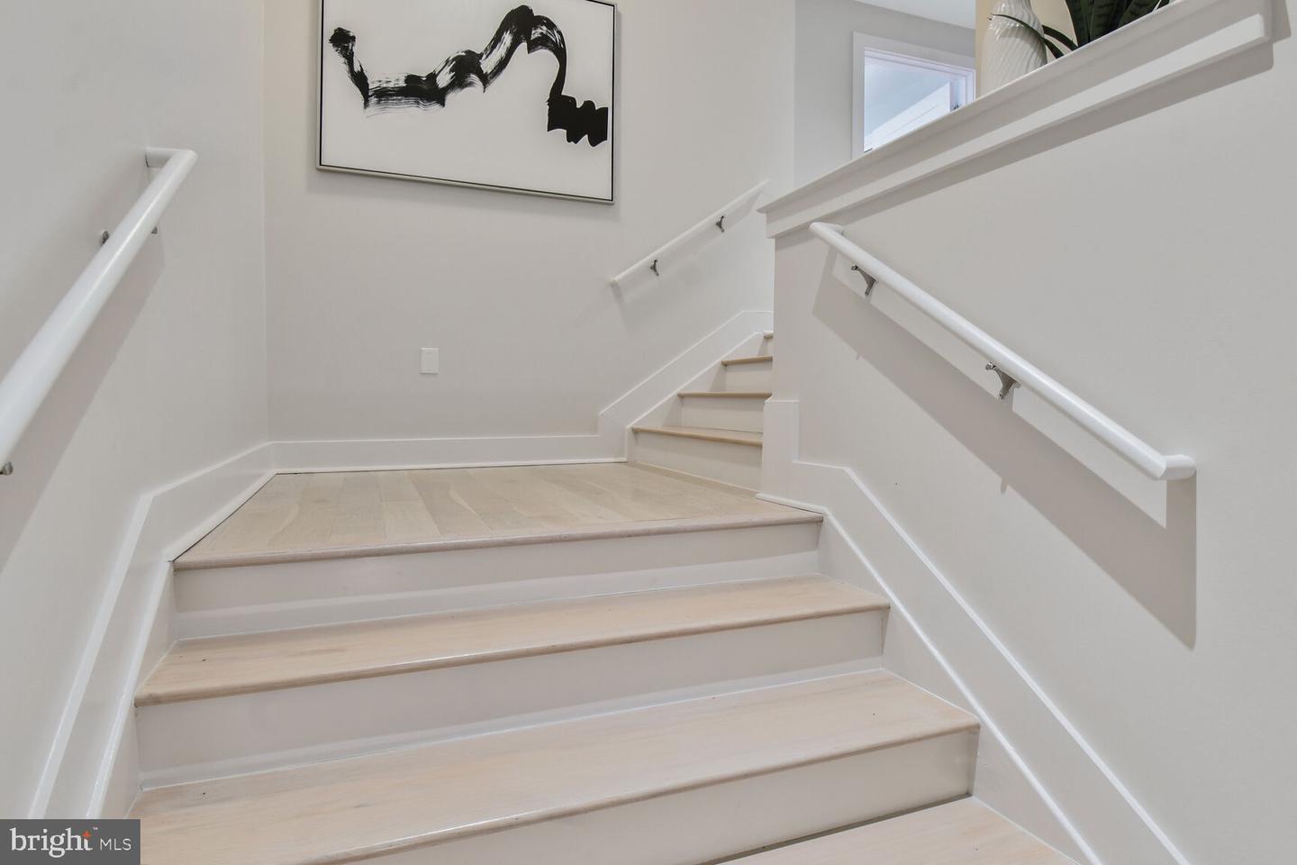 1745 N ST NW #313, WASHINGTON, District Of Columbia 20036, 2 Bedrooms Bedrooms, ,2 BathroomsBathrooms,Residential,For sale,1745 N ST NW #313,DCDC2195654 MLS # DCDC2195654