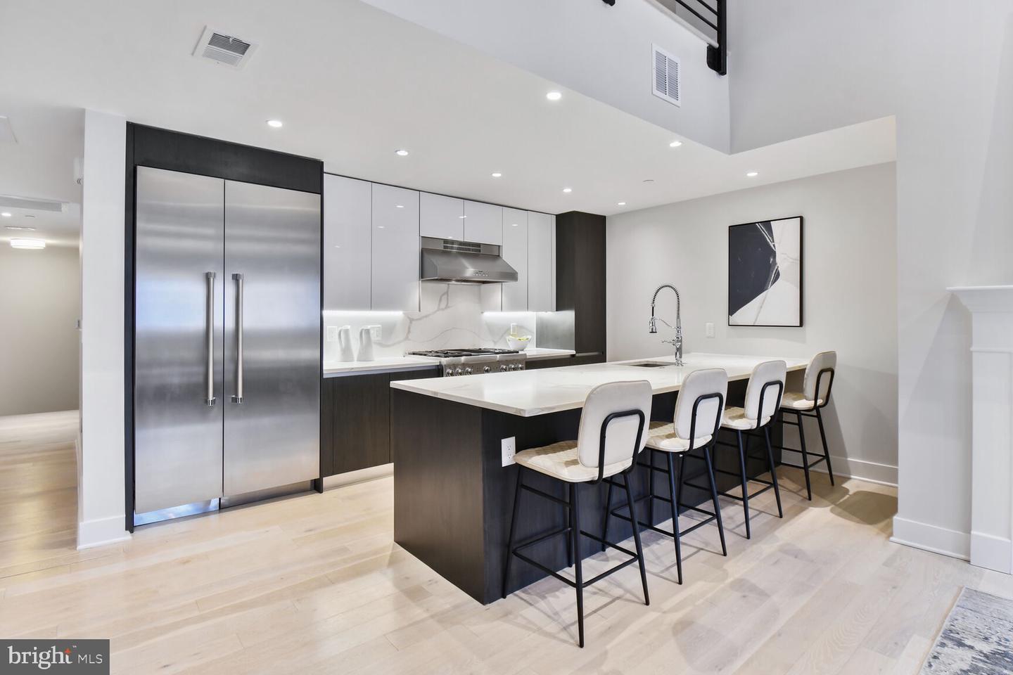 1745 N ST NW #313, WASHINGTON, District Of Columbia 20036, 2 Bedrooms Bedrooms, ,2 BathroomsBathrooms,Residential,For sale,1745 N ST NW #313,DCDC2195654 MLS # DCDC2195654